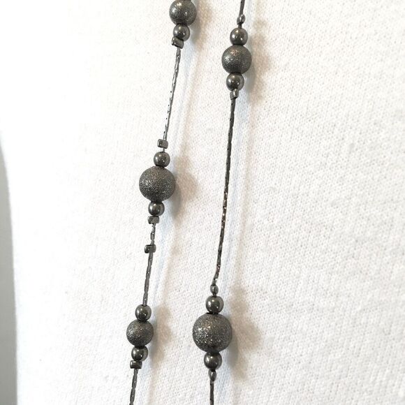Beaded Necklace 34 inch Double Layer Triangle Chain Dark Gray Silver Tone - Picture 7 of 11
